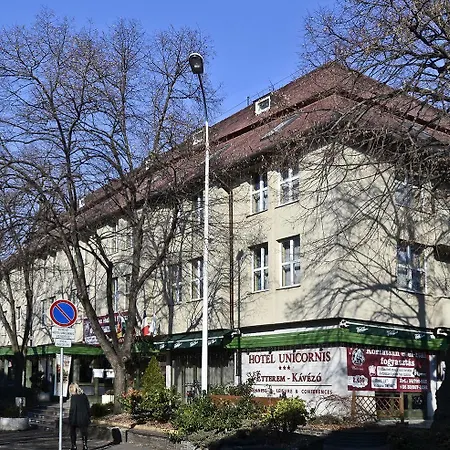 Unicornis ホテル 3*