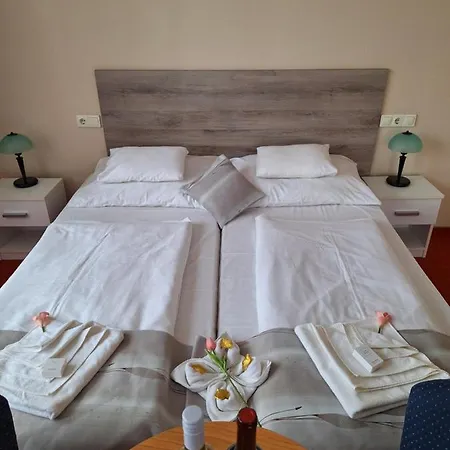 Unicornis Hotel