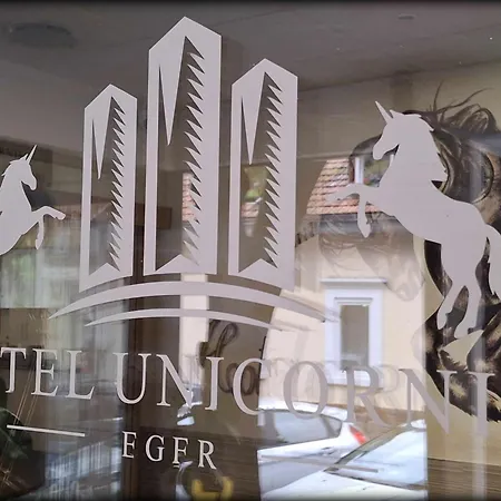 Unicornis Hotel Eger