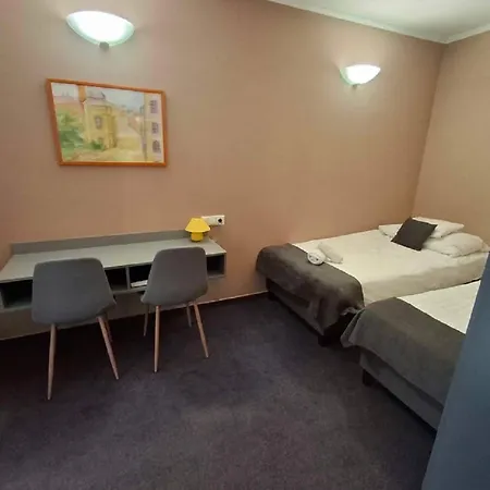 Hotel Unicornis Eger