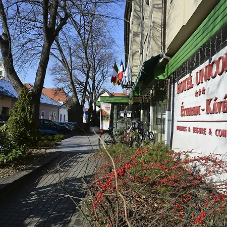 Unicornis Hotel 3*