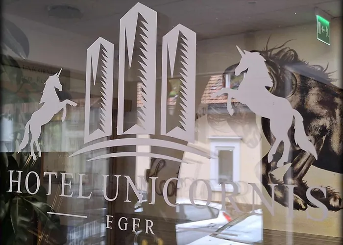 Unicornis Hotel Eger